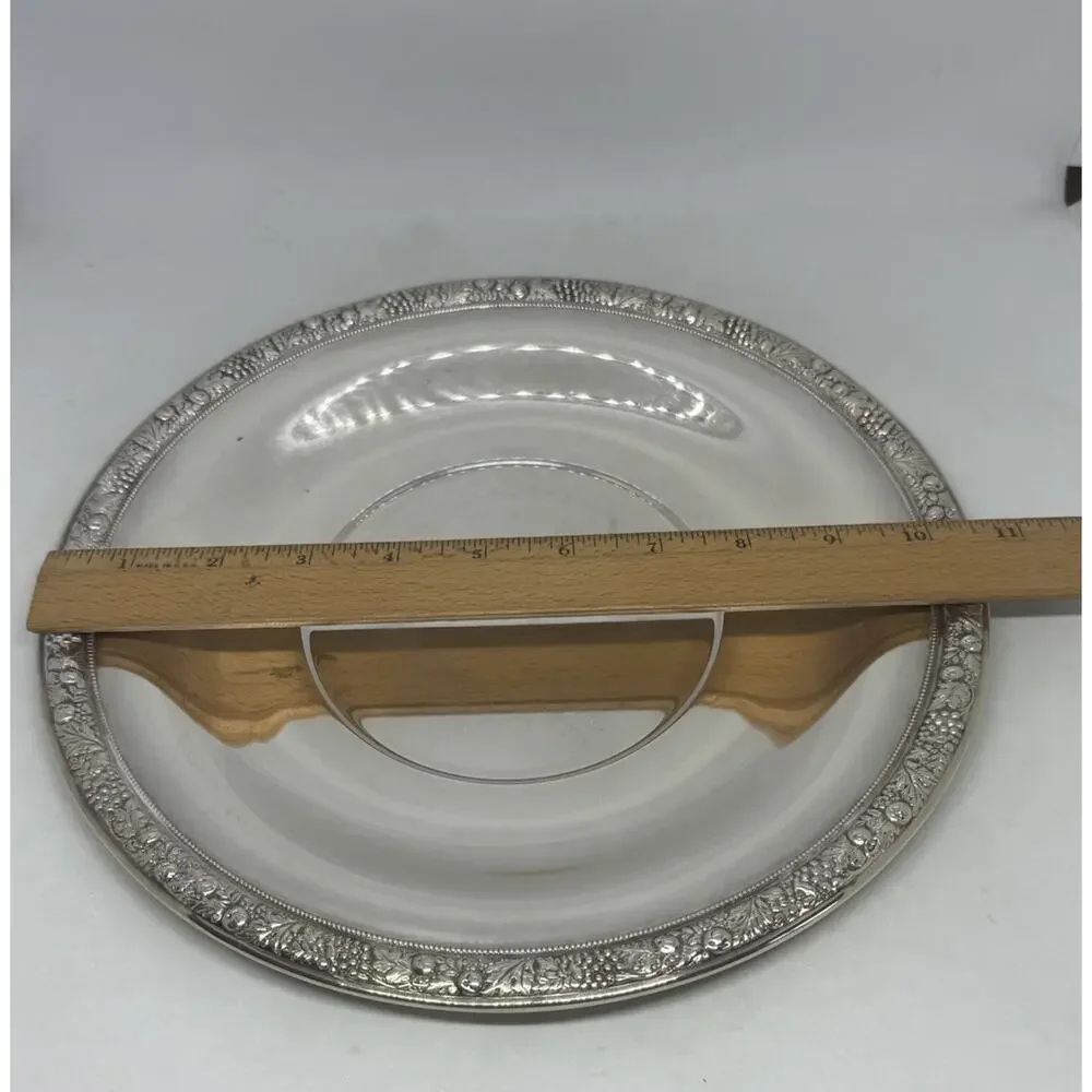 Mid 20th Century Lunt 10 3/4” Round Silver Plated Tray Grape Fruit Edge Design